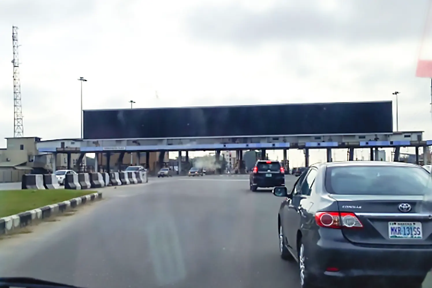LED billboard - Lekki Admiraly Toll Gate 2 Facing Traffic